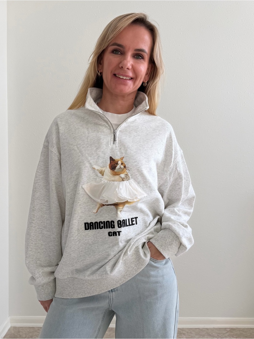 Maden Dancing Ballet Cat Half-Zip Sweatshirt Gray Size L